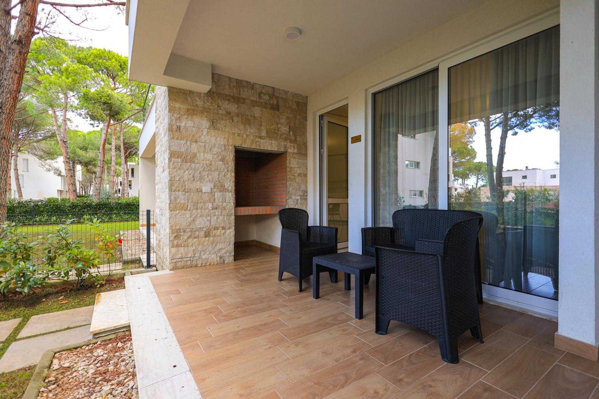Sanpietro Vacation Apartments Дуррес Экстерьер фото